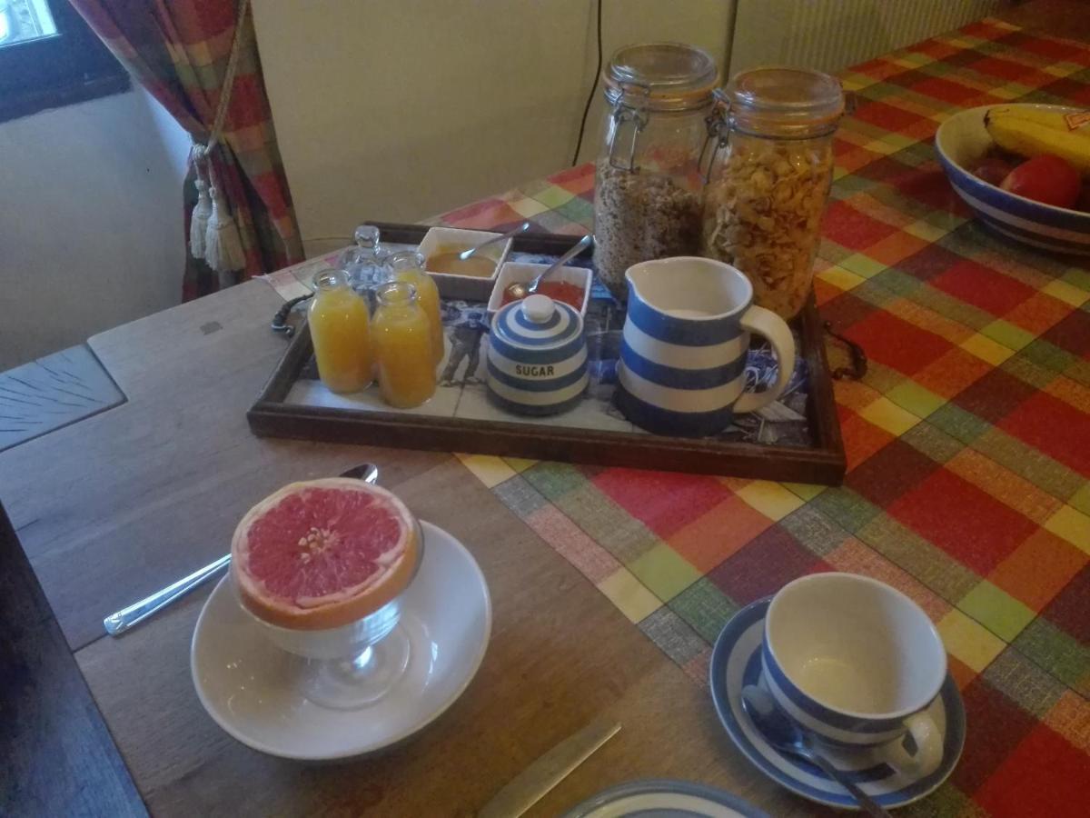 Bed and Breakfast L'Esquilon Chambre D'Hote Thiat Exteriér fotografie